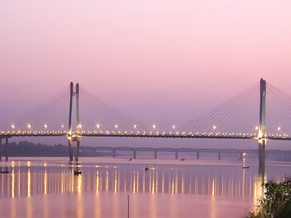 destination Yamuna Bridge Prayagraj